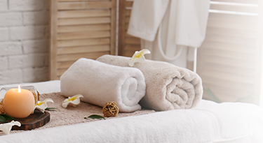 Linens, Towels & Bedding